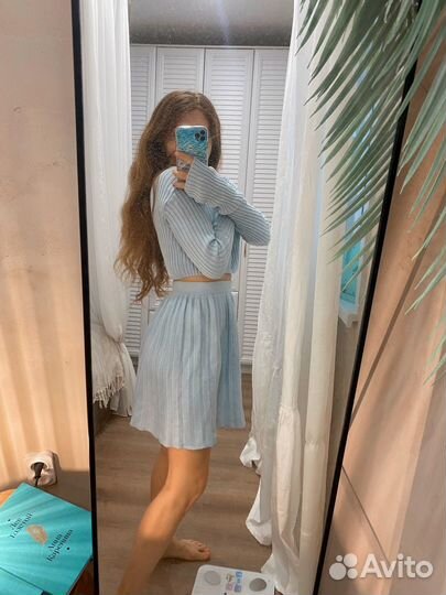 Трикотажный костюм с юбкой Garage of the day