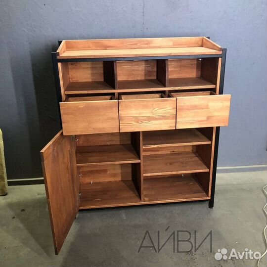 Стойка официанта