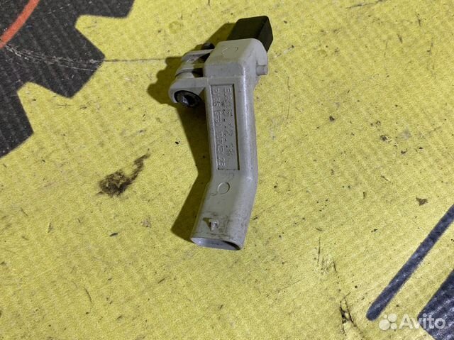 Датчик коленвала VW Polo 5 Рестайлинг 2019 год