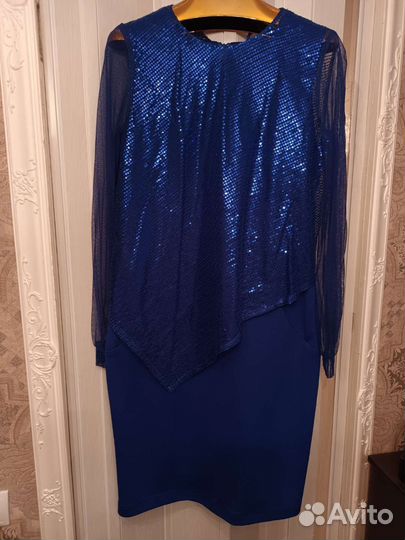 Платье нарядное 50