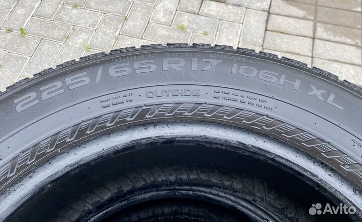 Nokian Tyres Hakka Blue SUV 225/65 R17 106H