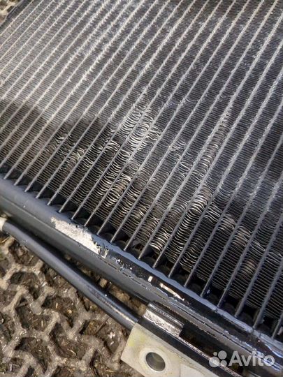 Радиатор кондиционера Jeep Commander, 2006