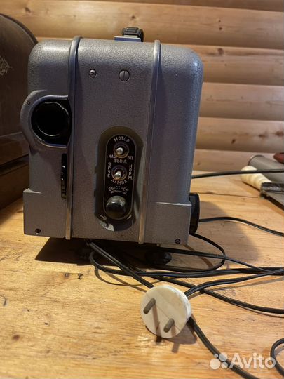 Кинопроектор луч 2