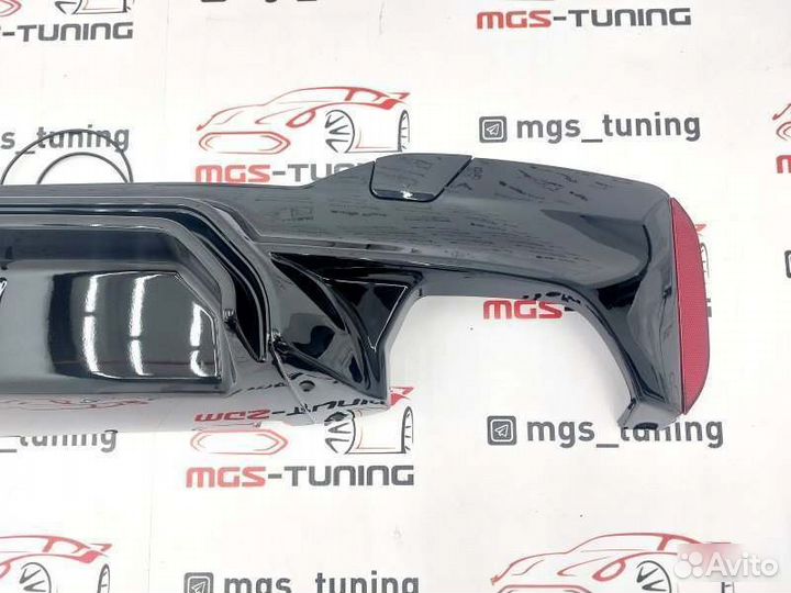 Диффузор M5 CS черный BMW 5 G30 LED стоп сигнал