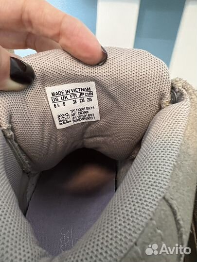 Кроссовки на платформе adidas