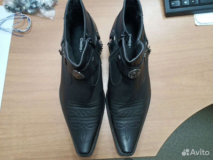 Казаки мужские