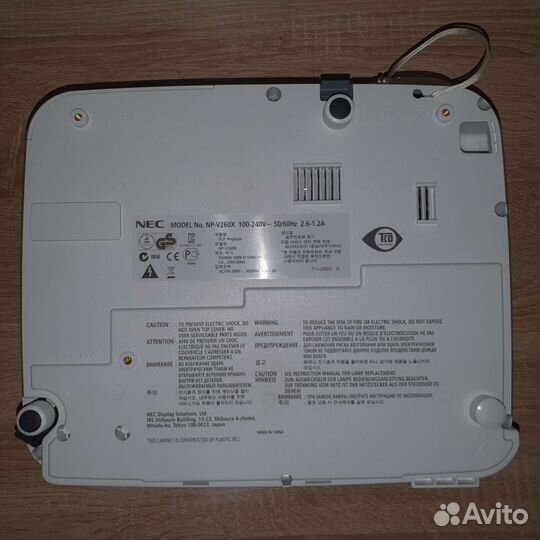 Проектор NEC v260x