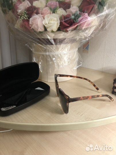 Солнцезащитные очки женские новые