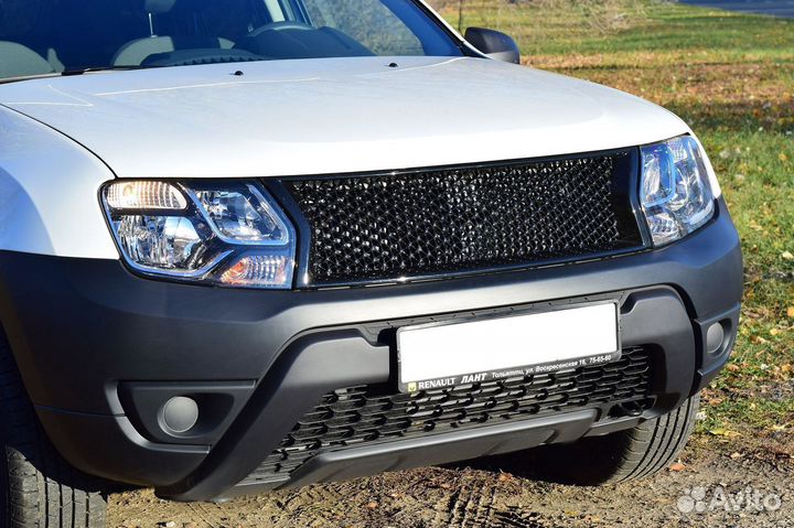 Решетка радиатора (ABS) renault Duster с 2012-2020