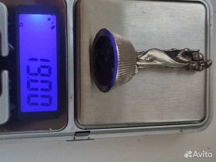 Серебряная статуэтка