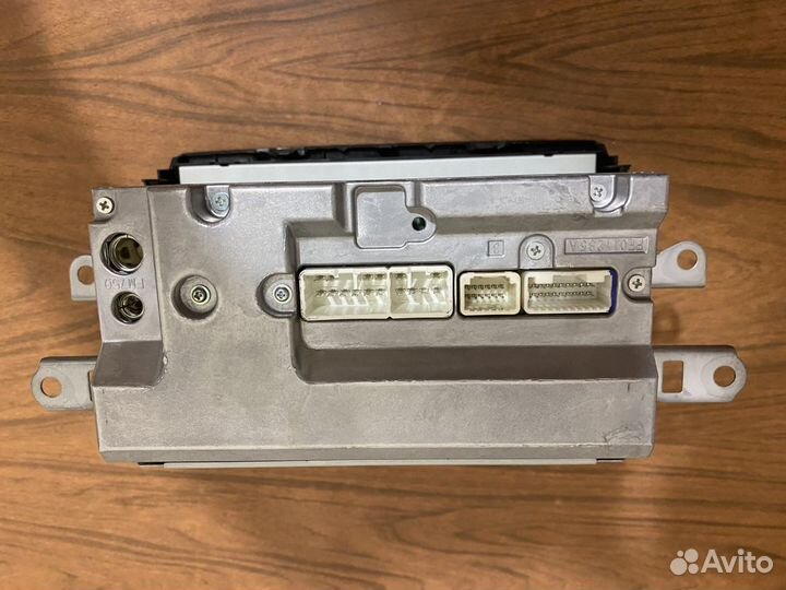 Штатная магнитола тойота королла 2007-2012гг