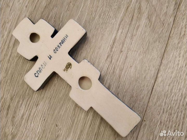 Гжель. Православный крест