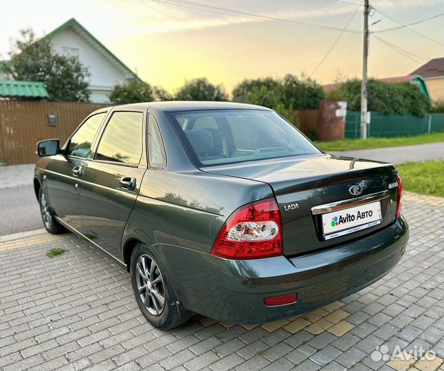 LADA Priora 1.6 МТ, 2011, 121 666 км