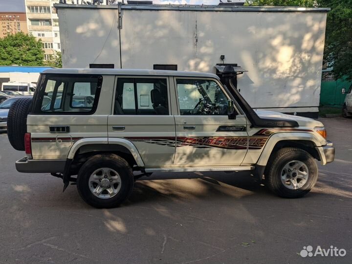 Toyota Land Cruiser 4.5 МТ, 2022, 40 км