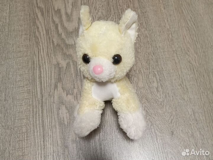 Детская игрушка кошечка