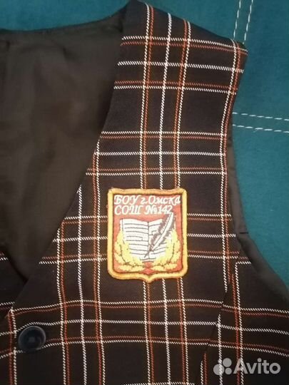 Жилетка для мальчика школа 142