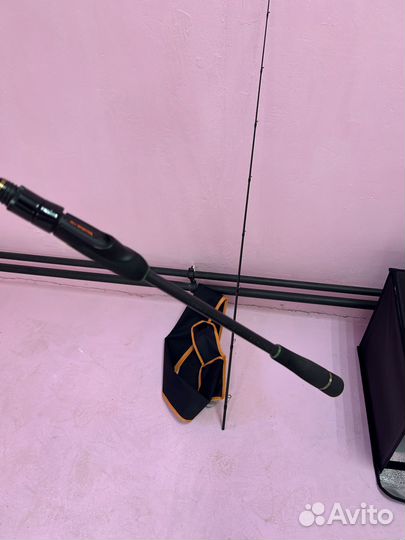 Б/У Cпиннинг Tict Upsetter S802H-Sis R-Special