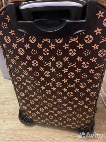 Чемодан louis vuitton