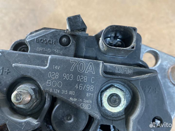 Генератор 028903028C 70А 1.4л 1.6л Гольф 4