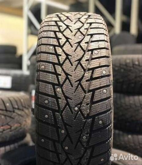 DoubleStar DW01 225/55 R17 101T