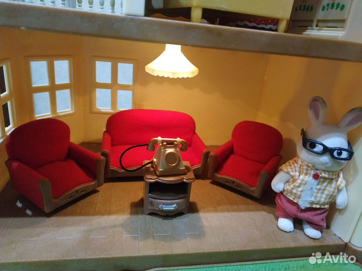 Sylvanian families домик с мебелью и кроликами