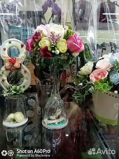 Цветочный топиарий на бокале 