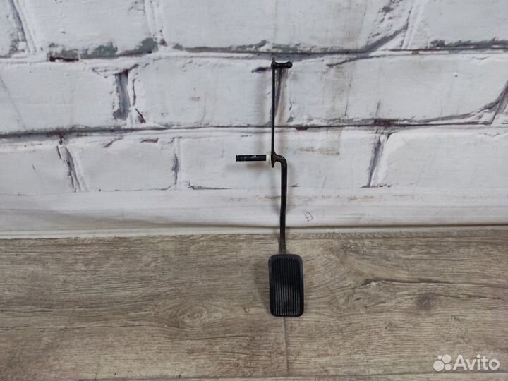 Педаль акселератора (аза ваз 2115