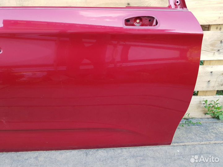 Дверь передняя правая Citroen C4 B7