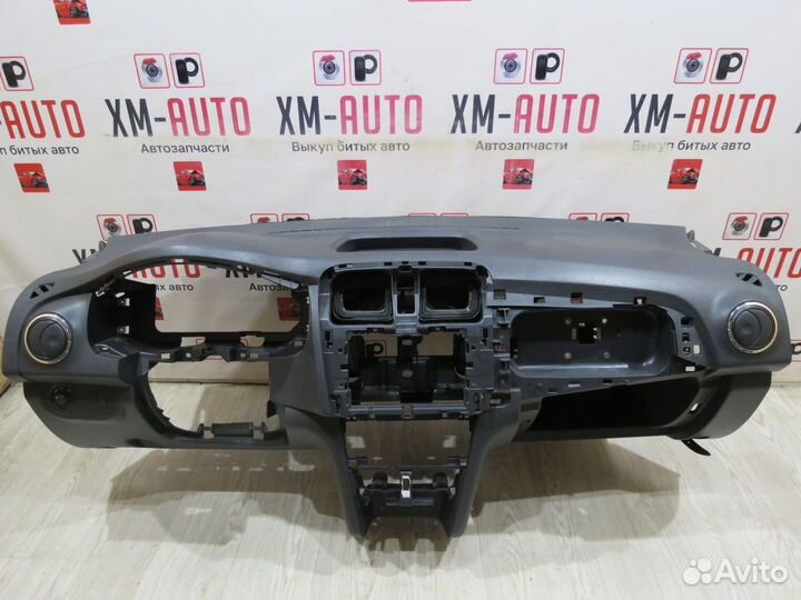 Торпедо Renault Sandero 2