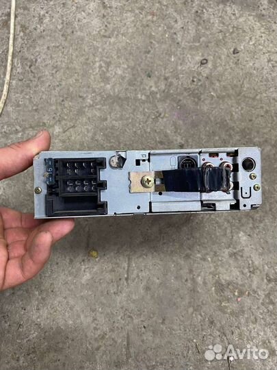 Магнитола JVC KD-S795