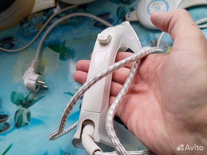 Утюг saturn