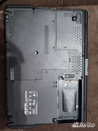 Ноутбуки на запчасти