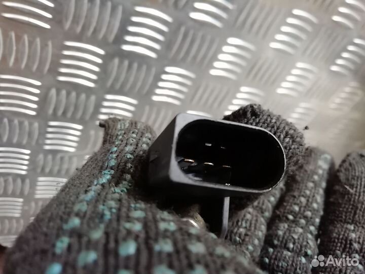 Датчик распредвала BMW X5 E53 M54B30 2002г