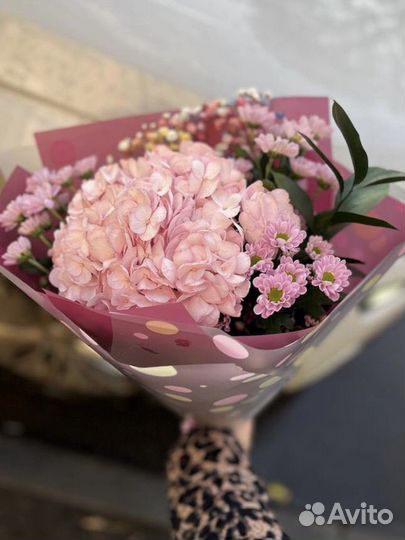 Букет с гортензией