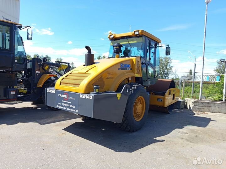 Дорожный каток XCMG XS143, 2023