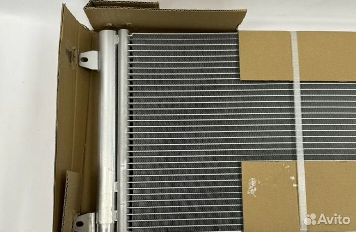 Volkswagen Polo 10- Радиатор кондиционера