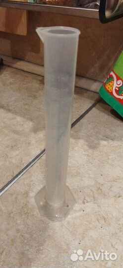 Мерный цилиндр 100 мл пластик