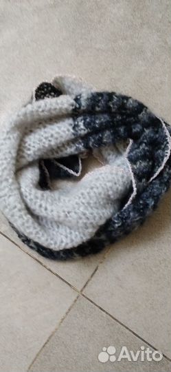 Снуд мохеровый ручной вязки
