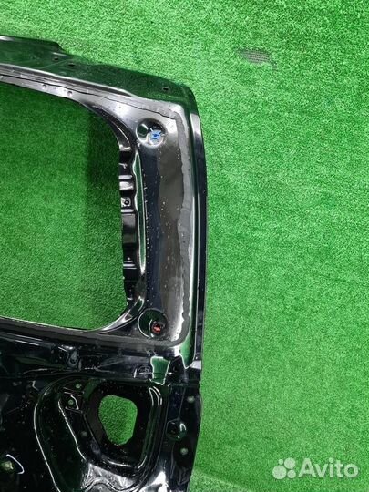 Крышка багажника Toyota Land Cruiser