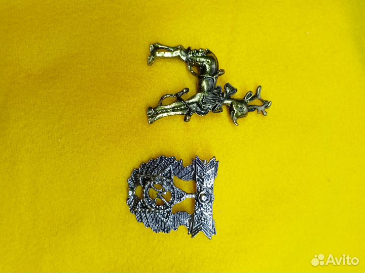 Серьги, браслеты, кольца, брошь