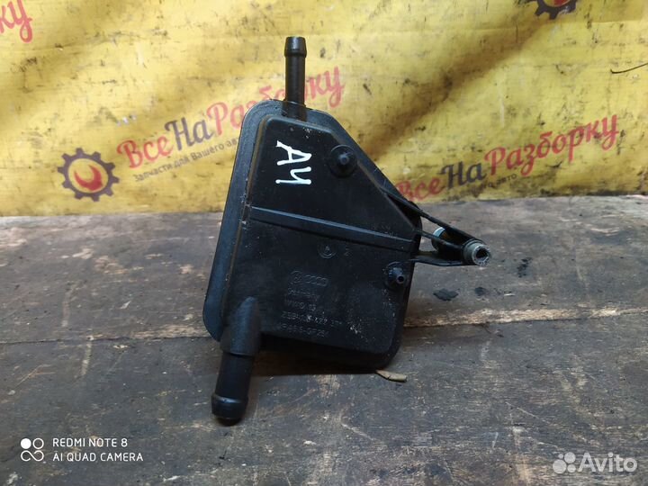 Бачок гур Skoda Octavia A4