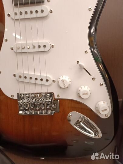 Электрогитара