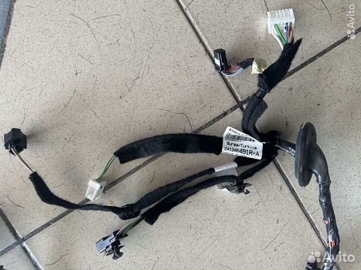 Проводка передней левой двери Рено Клио 4 Clio 4