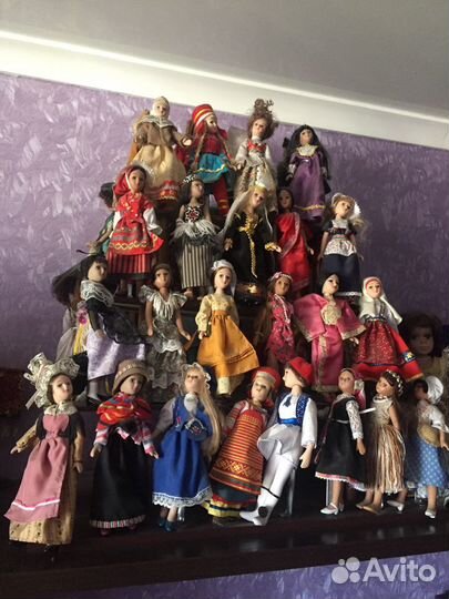 Коллекция фарфоровых кукол