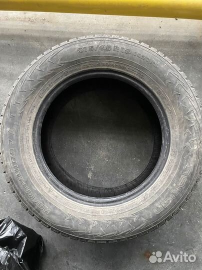Nokian Tyres Hakkapeliitta 7 215/65 R16