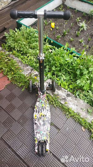 Самокат детский трехколесный