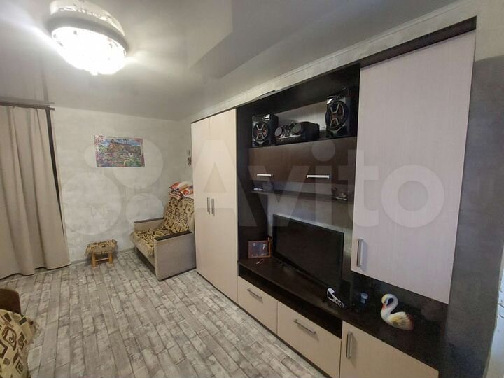 1-к. квартира, 30 м², 1/4 эт.