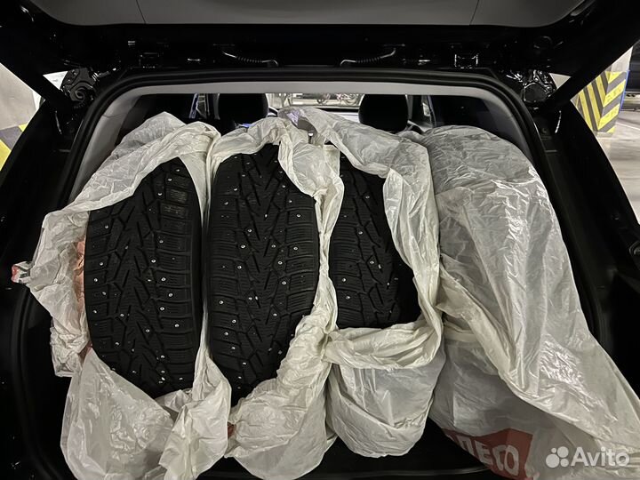 Nokian Tyres Hakkapeliitta 7 215/65 R16