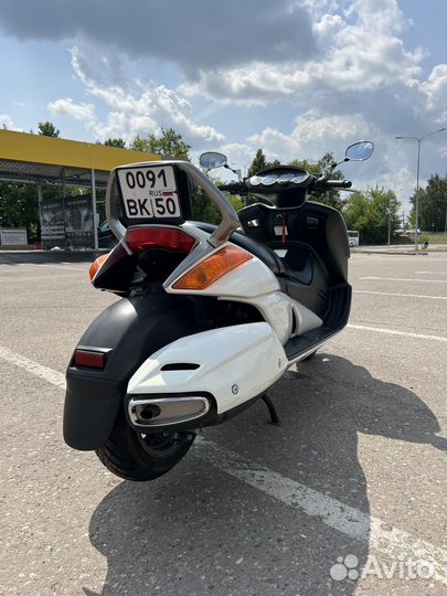 Suzuki Gemma 250