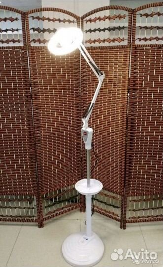 Лампа лупа для фотографа новая в наличии